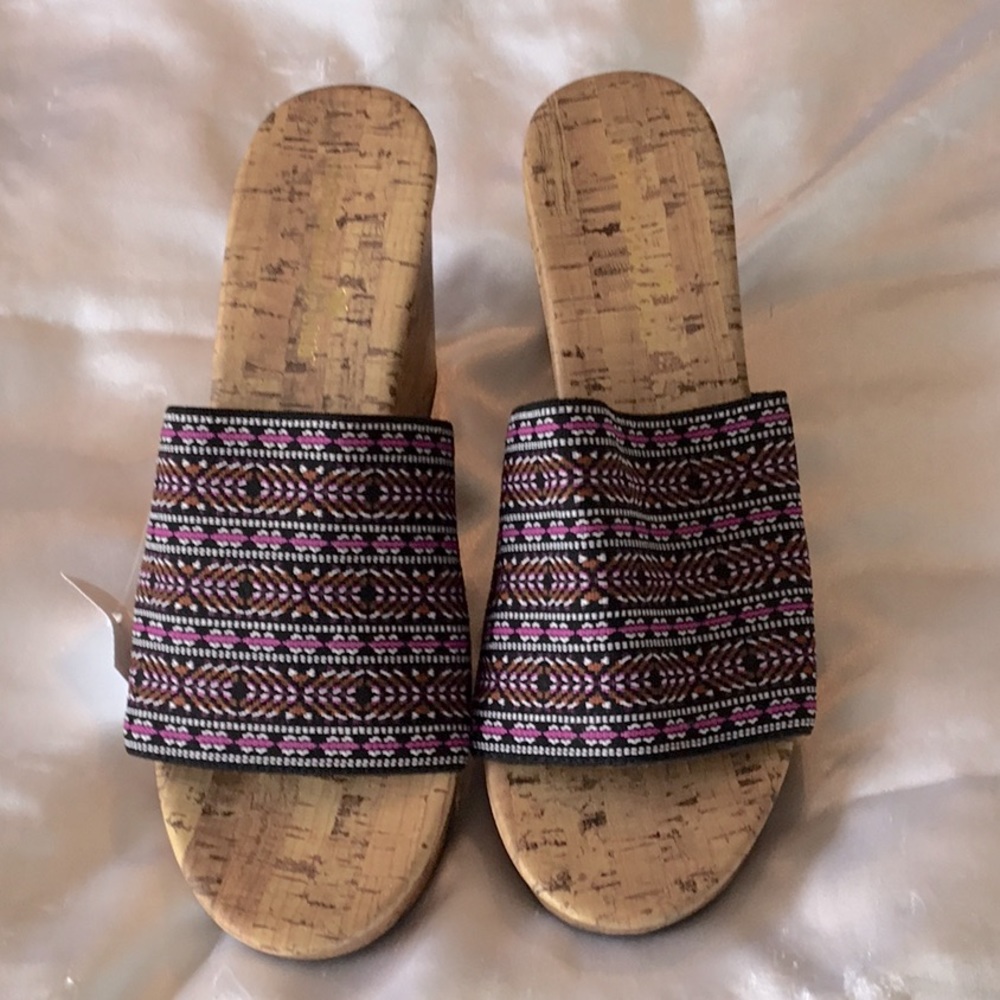 Women’s shoes